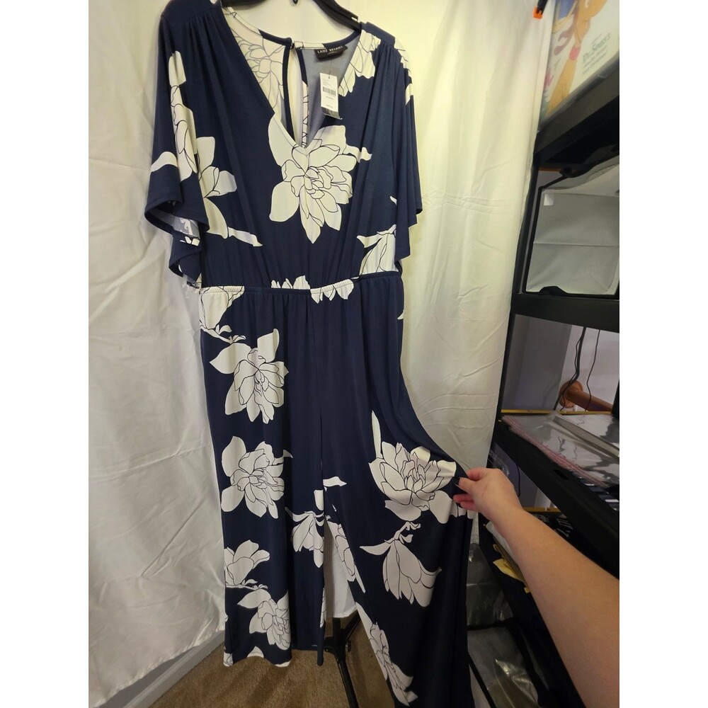 Lane Bryant Plus Floral Jumpsuit 18/20P Navy V-Neck Wide Leg Drawstring NWT - Picture 2 of 7